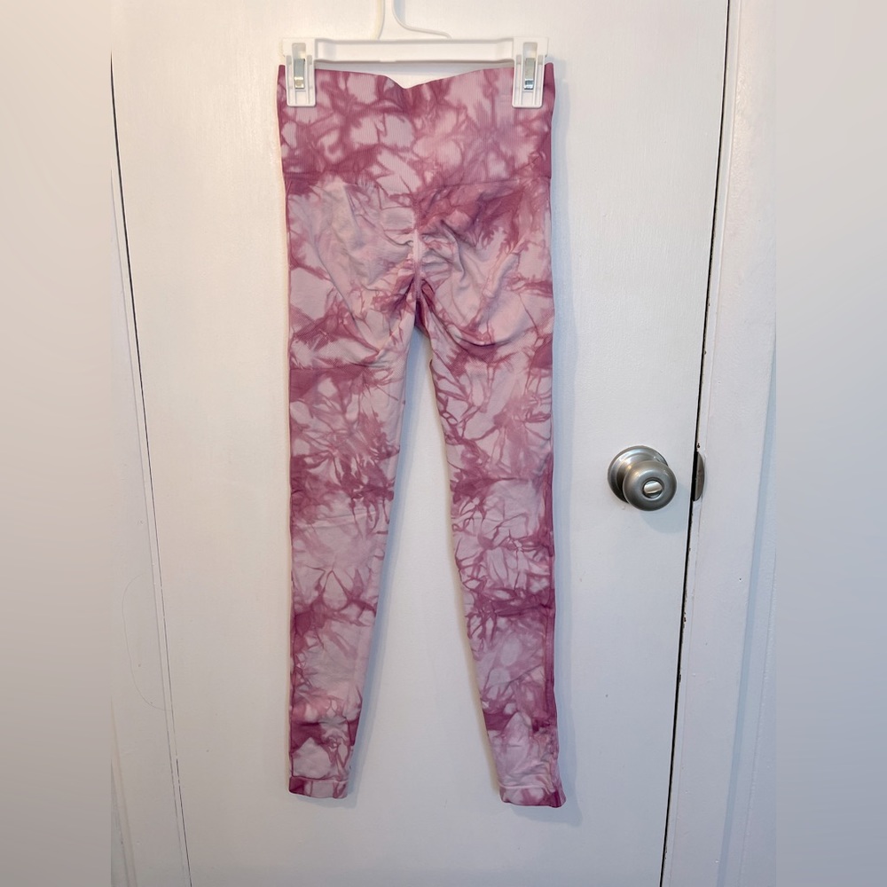 Scrunch, butt leggings